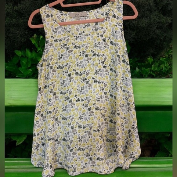 Loft size small sleeveless tank blouse - Picture 1 of 3